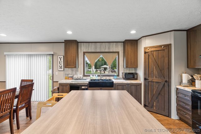 5941 Feather Street, Kingston, OK 73439