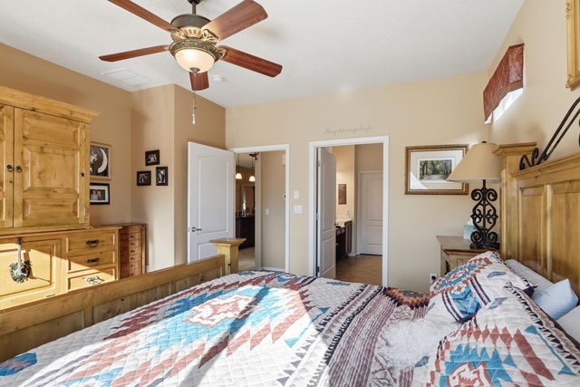 800 Desert Marigold Court, Bernalillo, NM 87004