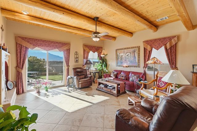 800 Desert Marigold Court, Bernalillo, NM 87004