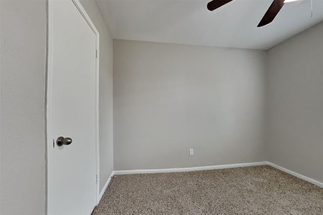 2318 Friarwood Trail, Houston, TX 77339