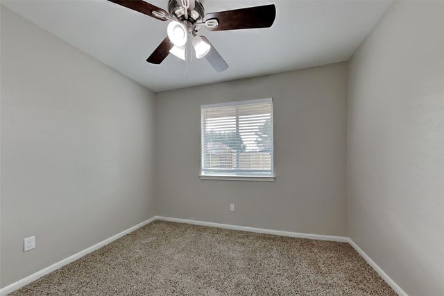 2318 Friarwood Trail, Houston, TX 77339