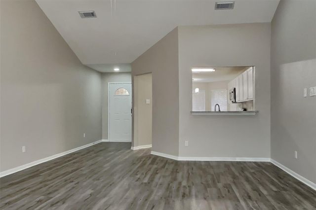 2318 Friarwood Trail, Houston, TX 77339