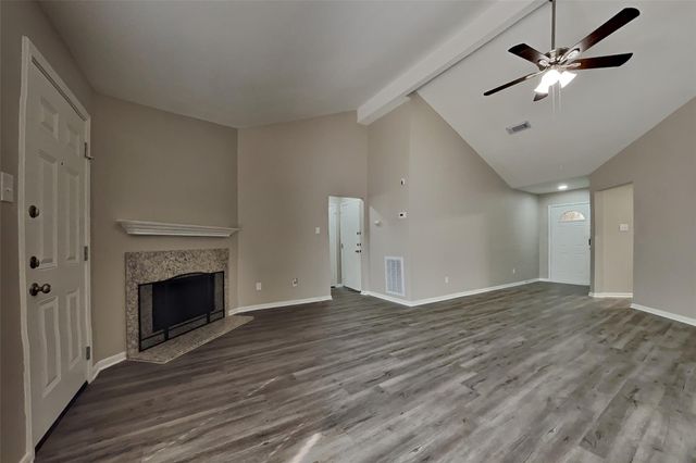 2318 Friarwood Trail, Houston, TX 77339