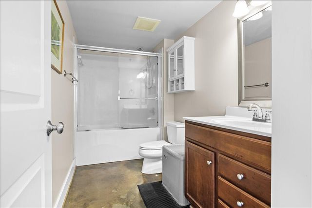 319 Campbell AVE SW 101, Roanoke, VA 24016