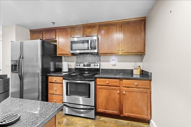 319 Campbell AVE SW 101, Roanoke, VA 24016