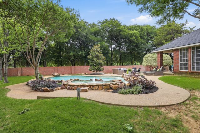 4200 Blue Grass Court, Flower Mound, TX 75028