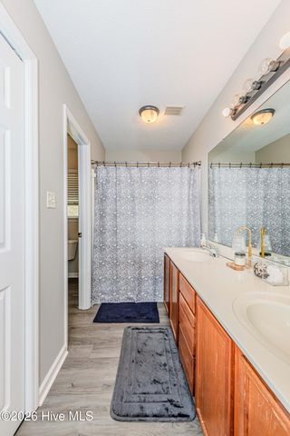 126 Forest Bluff Drive, Jacksonville, NC 28540