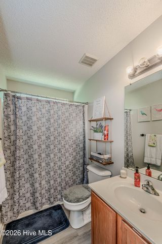 126 Forest Bluff Drive, Jacksonville, NC 28540