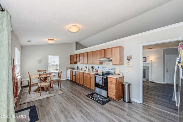 126 Forest Bluff Drive, Jacksonville, NC 28540