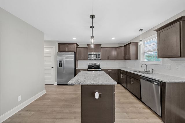 882 Limestone Way, Clarksville, TN 37043