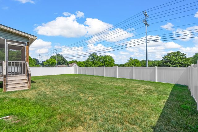 882 Limestone Way, Clarksville, TN 37043
