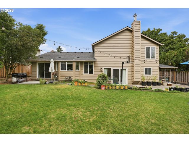 2430 Sw WILLOWBROOK Ave, Gresham, OR 97080
