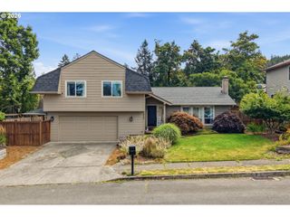 2430 Sw WILLOWBROOK Ave, Gresham, OR 97080
