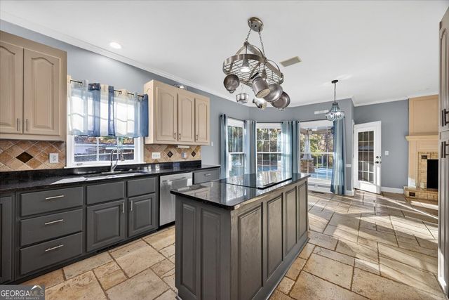 117 Richfield Circle, Kathleen, GA 31047