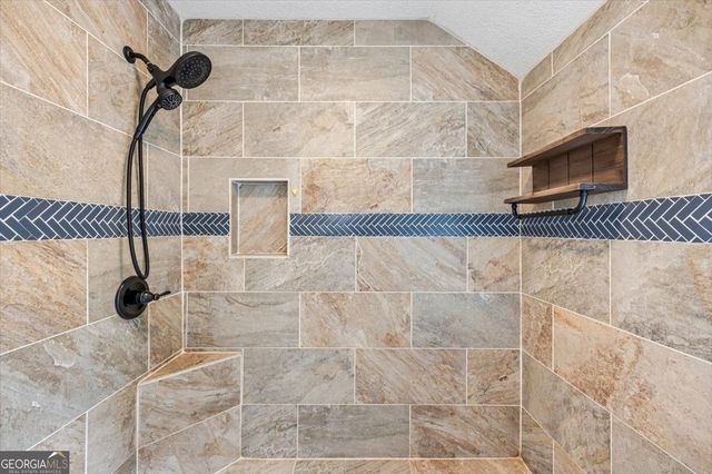 117 Richfield Circle, Kathleen, GA 31047