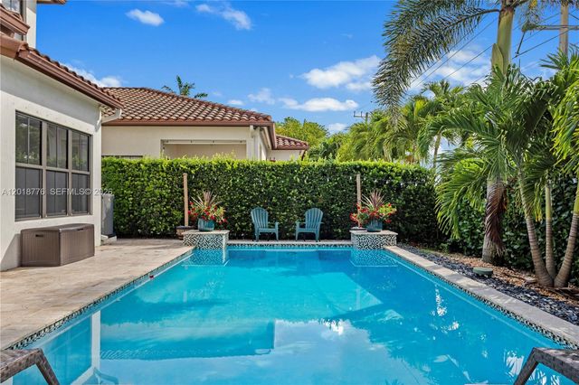 4081 NW 85th Dr, Cooper City, FL 33024