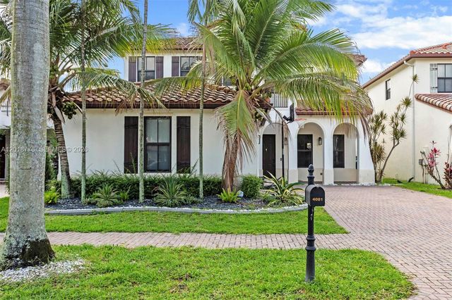 4081 NW 85th Dr, Cooper City, FL 33024