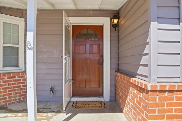 6205 Dundee Dr, North Highlands, CA 95660
