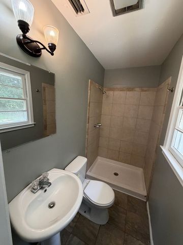 1113 Normandale, Dothan, AL 36301