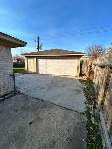 12322 South Drive, Houston, TX 77099