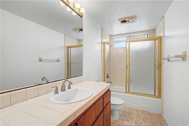214 Topaz Street, Redondo Beach, CA 90277