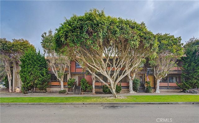 214 Topaz Street, Redondo Beach, CA 90277