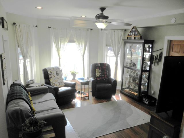 1105 Pleasant Street, Osage, IA 50461