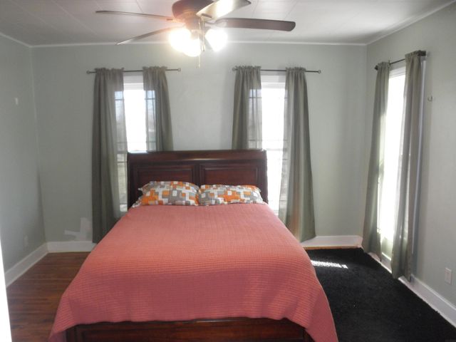 1105 Pleasant Street, Osage, IA 50461