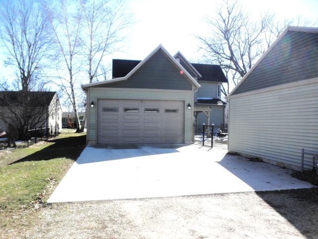 1105 Pleasant Street, Osage, IA 50461