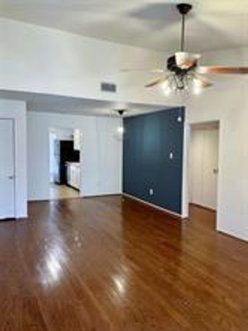 9707 Richmond Avenue 46, Houston, TX 77042