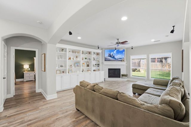 3411 Ripplewind Court, Montgomery, TX 77356