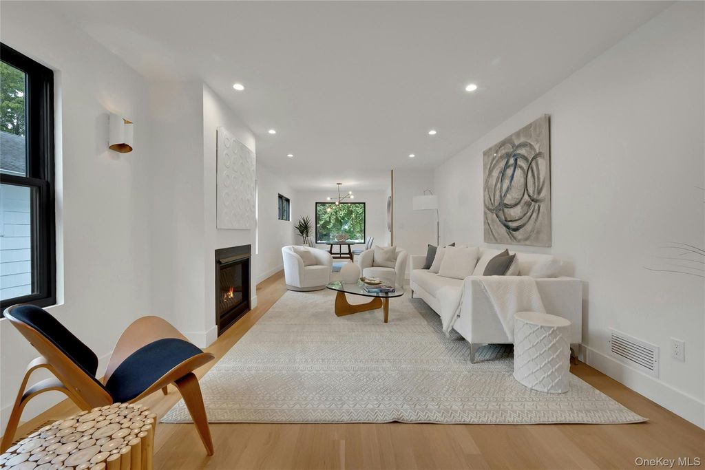 23 Holly Place, Larchmont, NY 10538 — photo 4