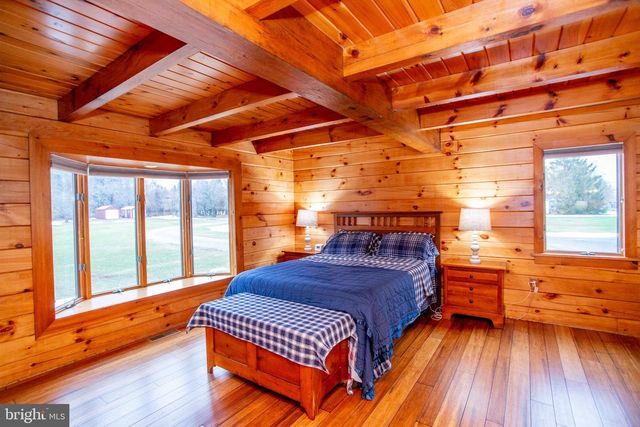 816 ROSEMONT RINGOES RD, Stockton, NJ 08559