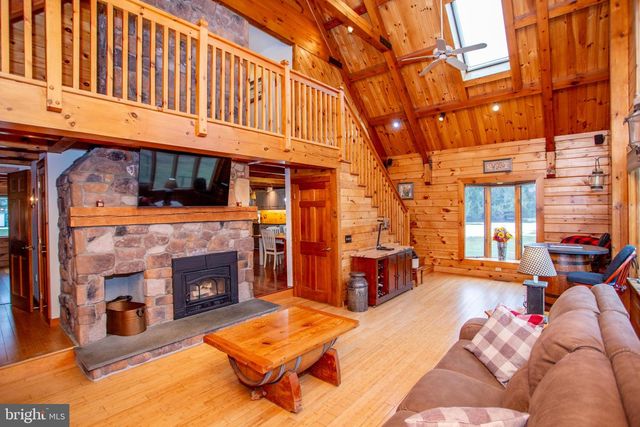 816 ROSEMONT RINGOES RD, Stockton, NJ 08559