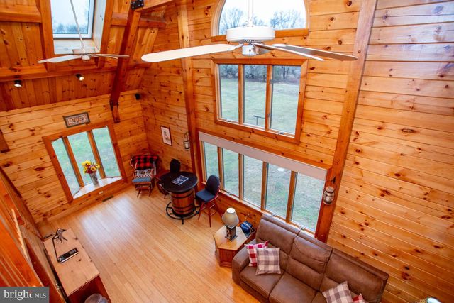 816 ROSEMONT RINGOES RD, Stockton, NJ 08559