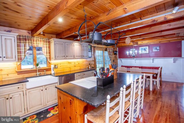 816 ROSEMONT RINGOES RD, Stockton, NJ 08559