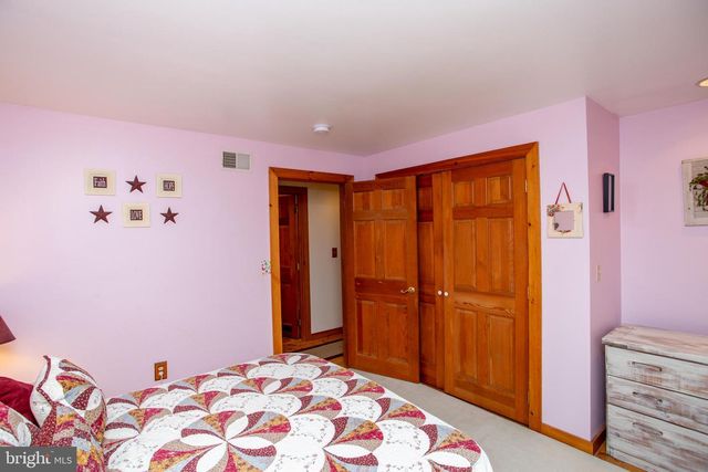 816 ROSEMONT RINGOES RD, Stockton, NJ 08559