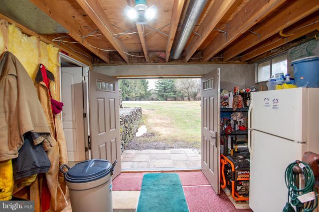 816 ROSEMONT RINGOES RD, Stockton, NJ 08559