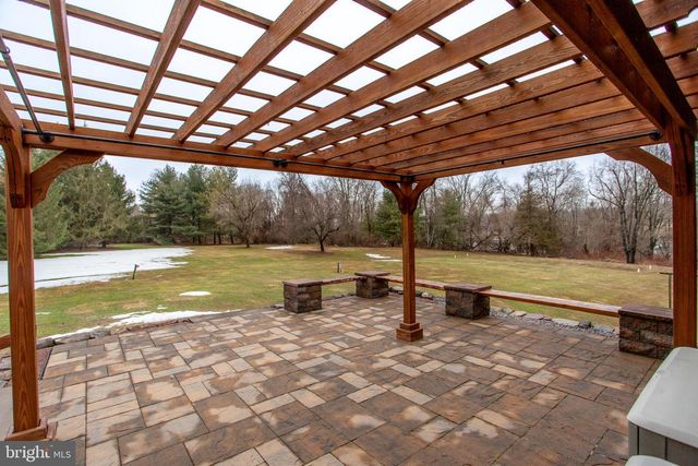 816 ROSEMONT RINGOES RD, Stockton, NJ 08559