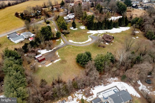 816 ROSEMONT RINGOES RD, Stockton, NJ 08559