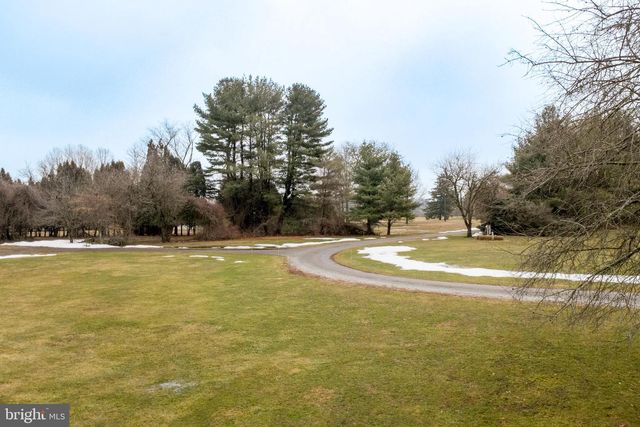 816 ROSEMONT RINGOES RD, Stockton, NJ 08559