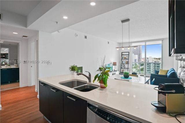 333 NE 24th St 1004, Miami, FL 33137