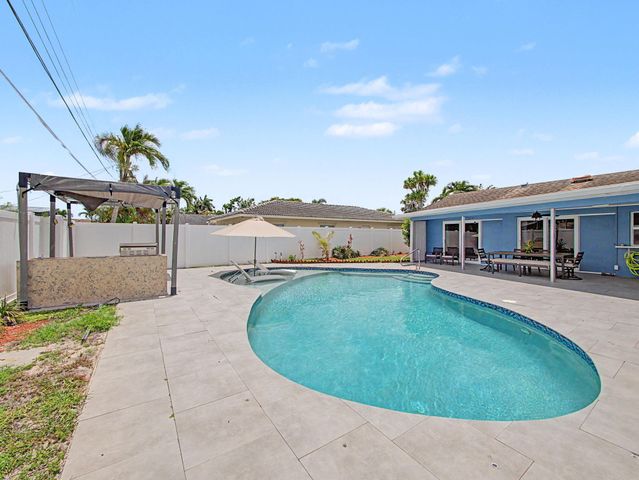 108 Orchard Ridge Lane, Boca Raton, FL 33431