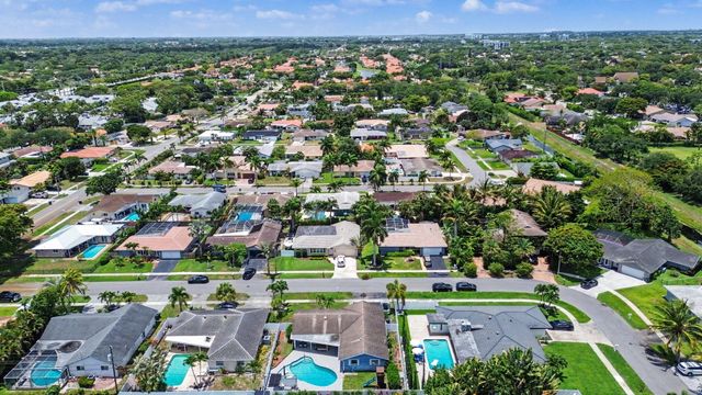 108 Orchard Ridge Lane, Boca Raton, FL 33431