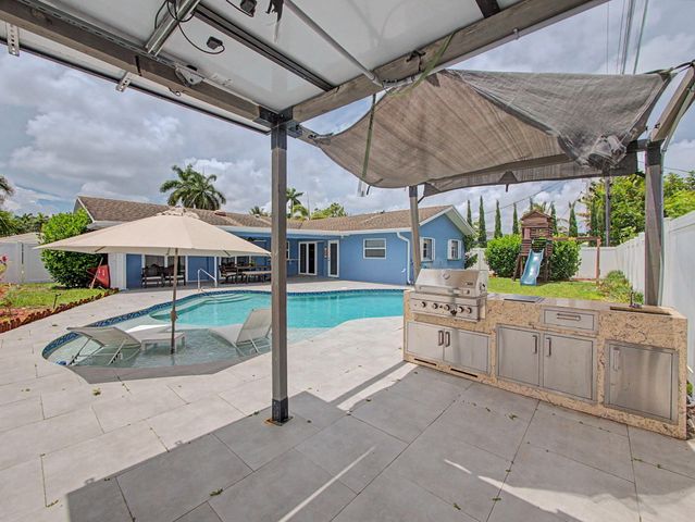 108 Orchard Ridge Lane, Boca Raton, FL 33431