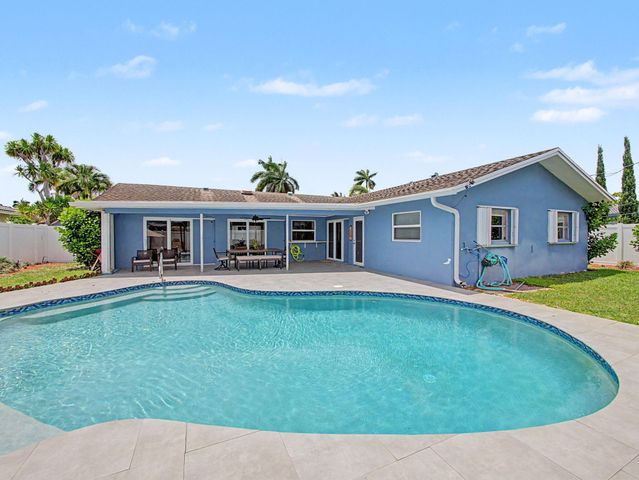 108 Orchard Ridge Lane, Boca Raton, FL 33431