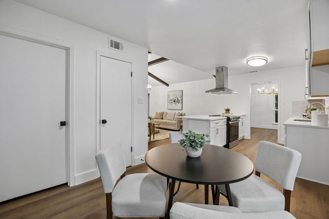 2524 Glen Lea Drive, Irving, TX 75062