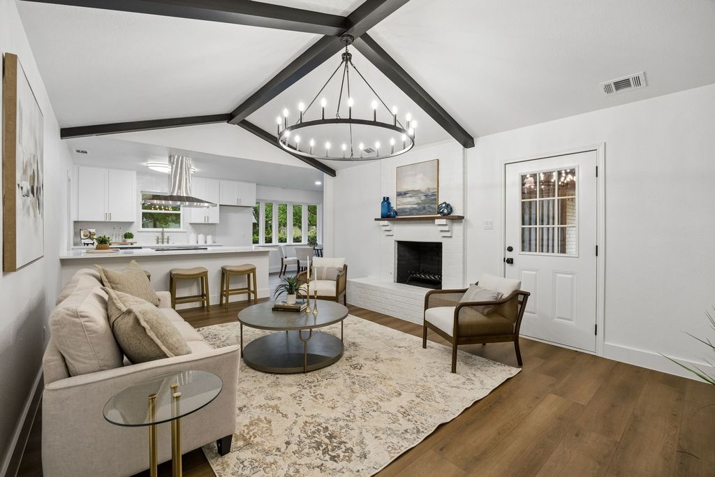 2524 Glen Lea Drive, Irving, TX 75062