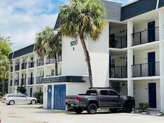 5100 SW 64th Ave 101, Davie, FL 33314