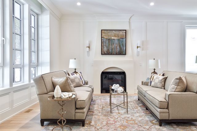 1633 W Balmoral Avenue, Chicago, IL 60640